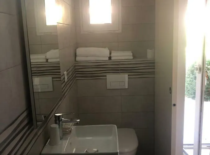 Les Jardins De Santa Giulia Pensionat