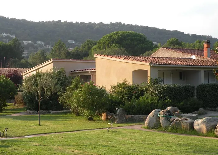 Les Jardins De Santa Giulia Гостевой дом *