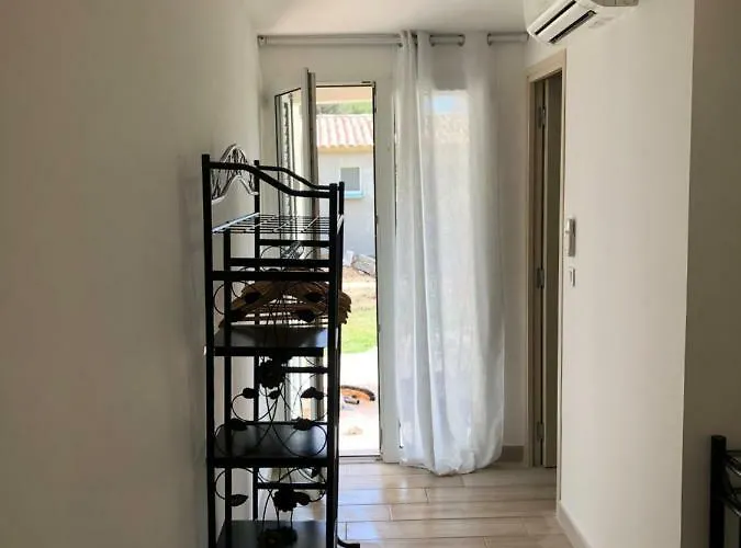 Les Jardins De Santa Giulia Гостевой дом